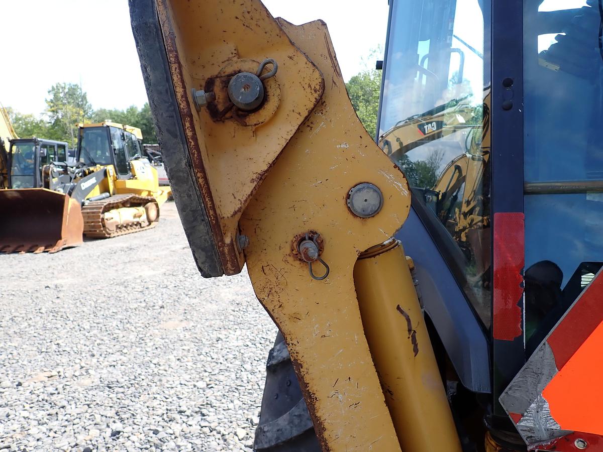 Used 2018 John Deere 410L Loader Backhoe LOADED! Q/C FORKS EXTENDAHOE