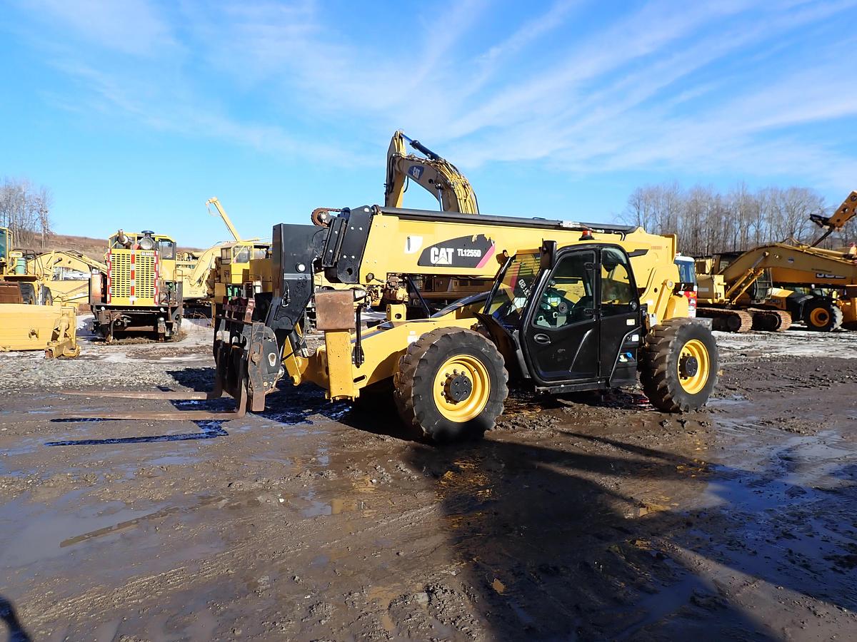 Used 2019 CAT TL1255D