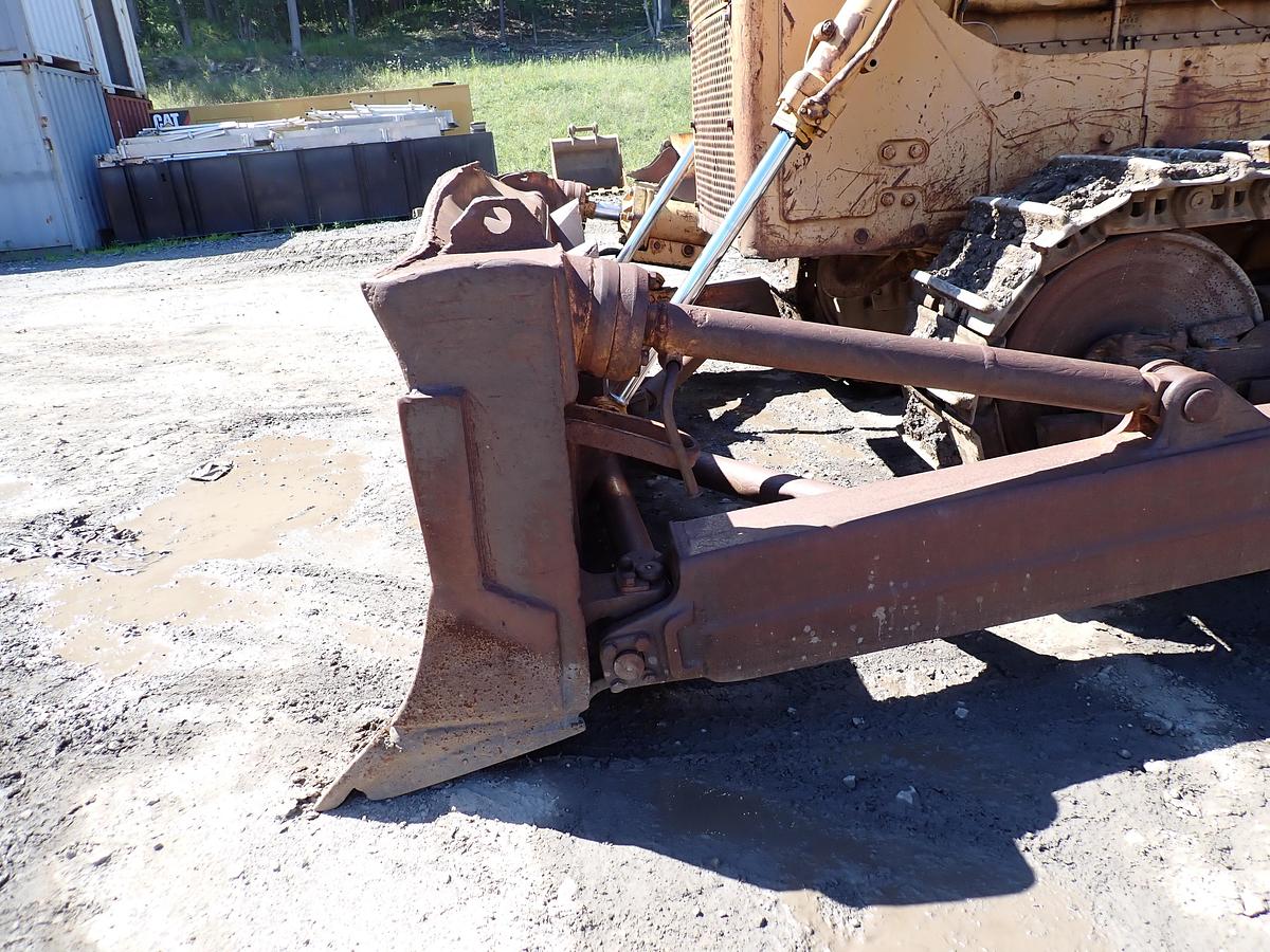 Used 1973 CAT D8H Crawler Dozer RIPPER!