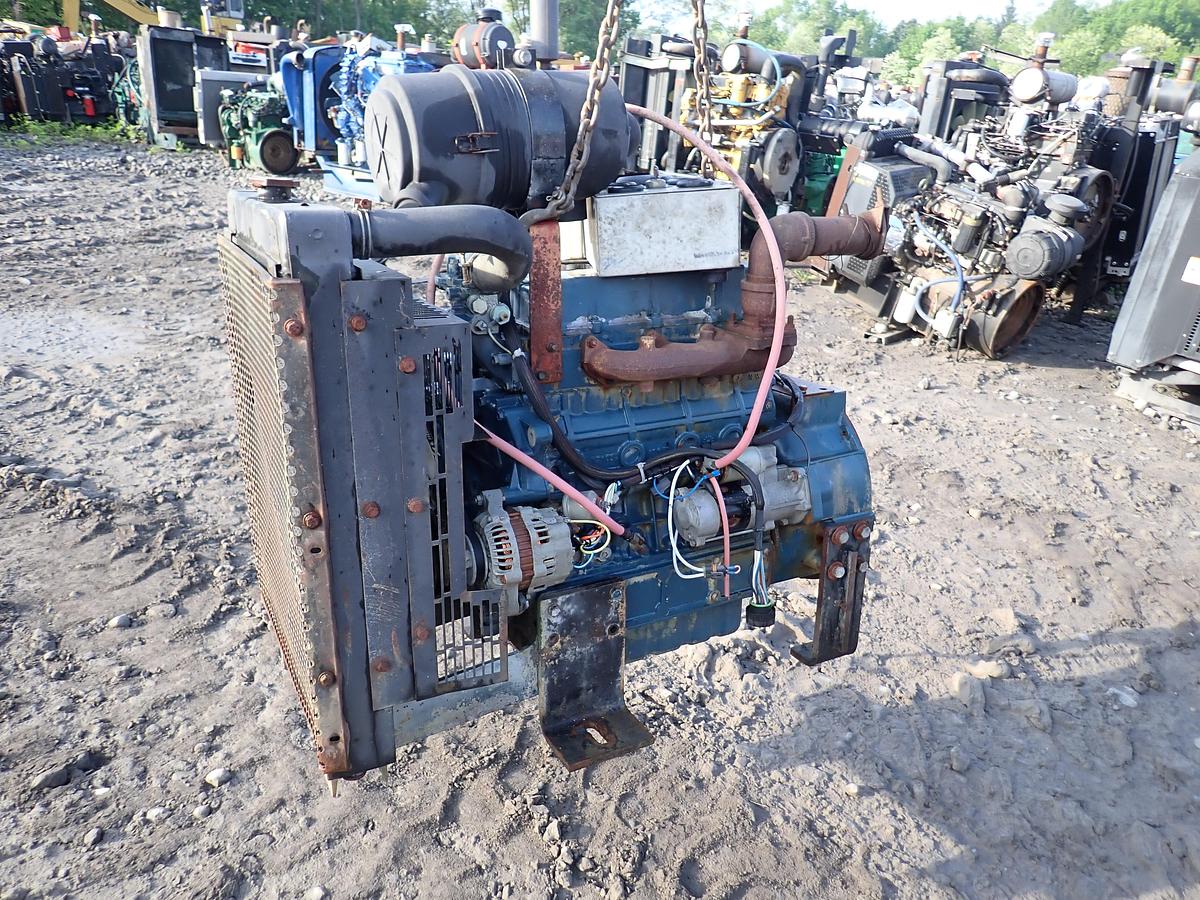 Used Kubota V3300 Diesel Engine POWER UNIT 226 HOURS