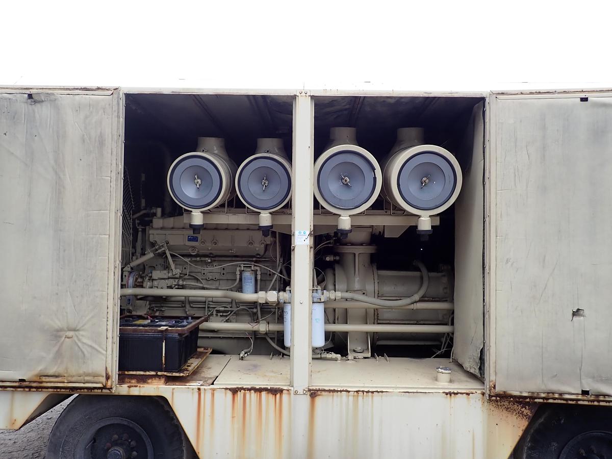 Used Ingersoll Rand XP1400WCU 1400 CFM Air Compressor 1176 HOURS!