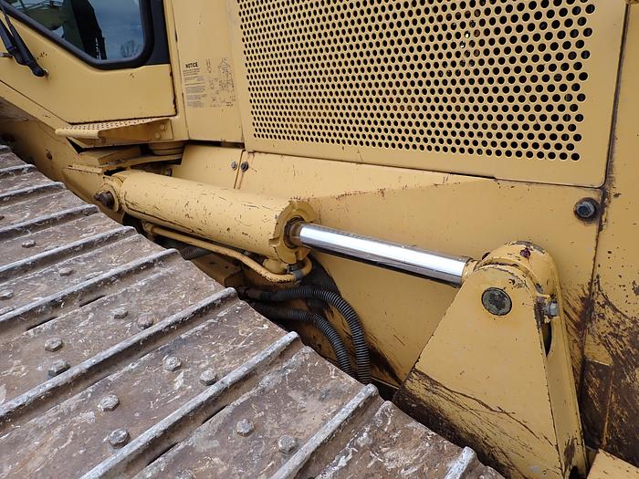 Used 2002 CAT D6M XL