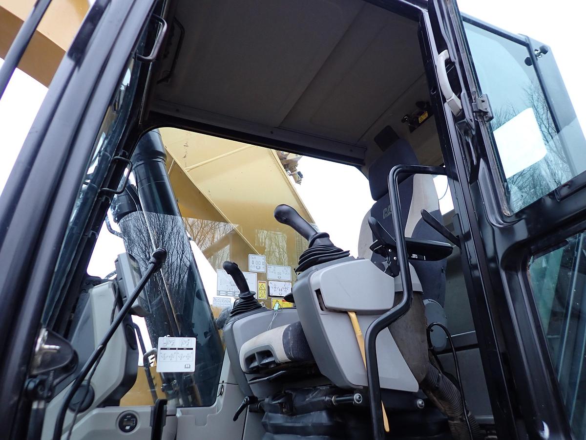 Used 2017 CAT 335F LCR Hydraulic Excavator w/ PROGRESSIVE THUMB!