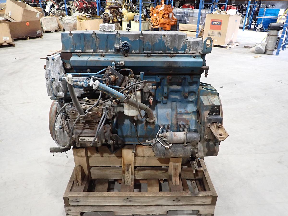 Used 2000 International DT466E 190 HP Truck Engine