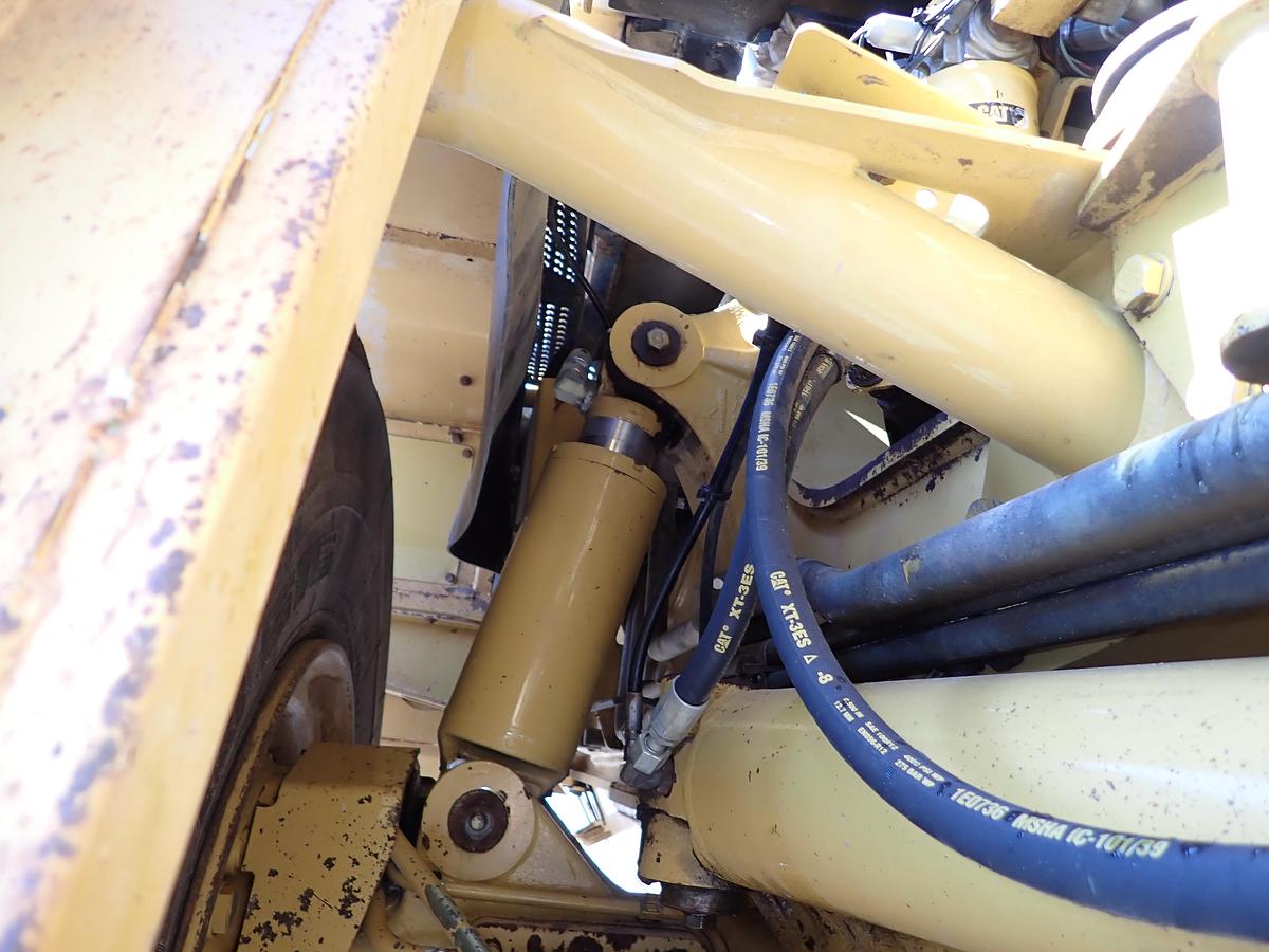 Used 2003 CAT 735 Articulated Haul Truck PRE EMISSIONS !