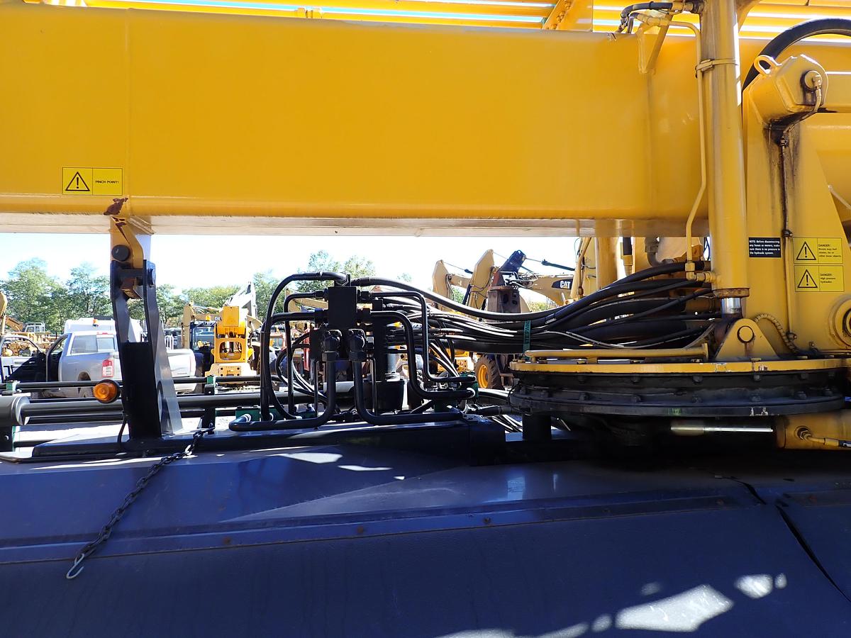 Used 2001 Vammas PSB 5500H Airport Runway Sweeper 