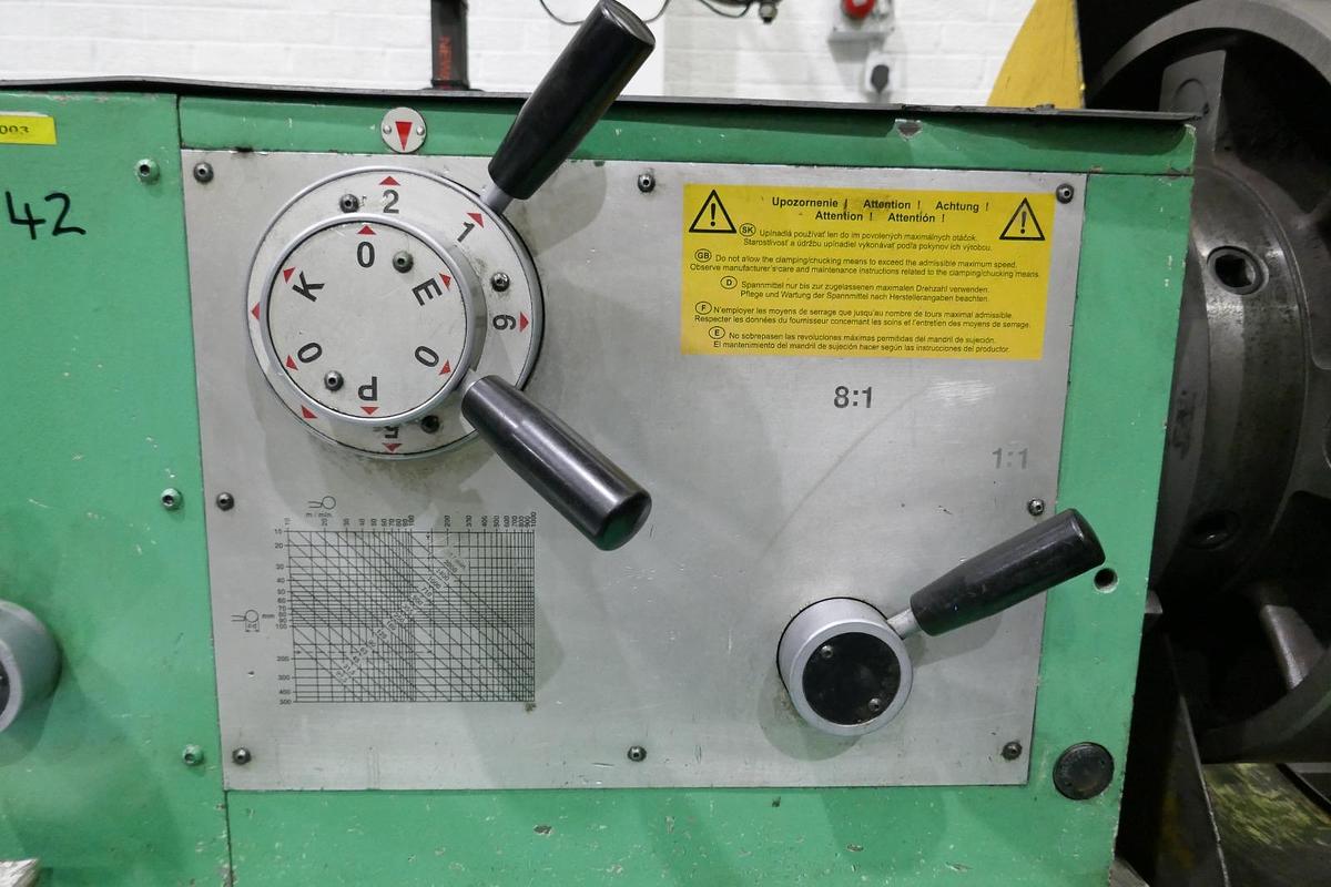 Used 2007 TRENS SN710S GAP BED UNIVERSAL CENTRE LATHE