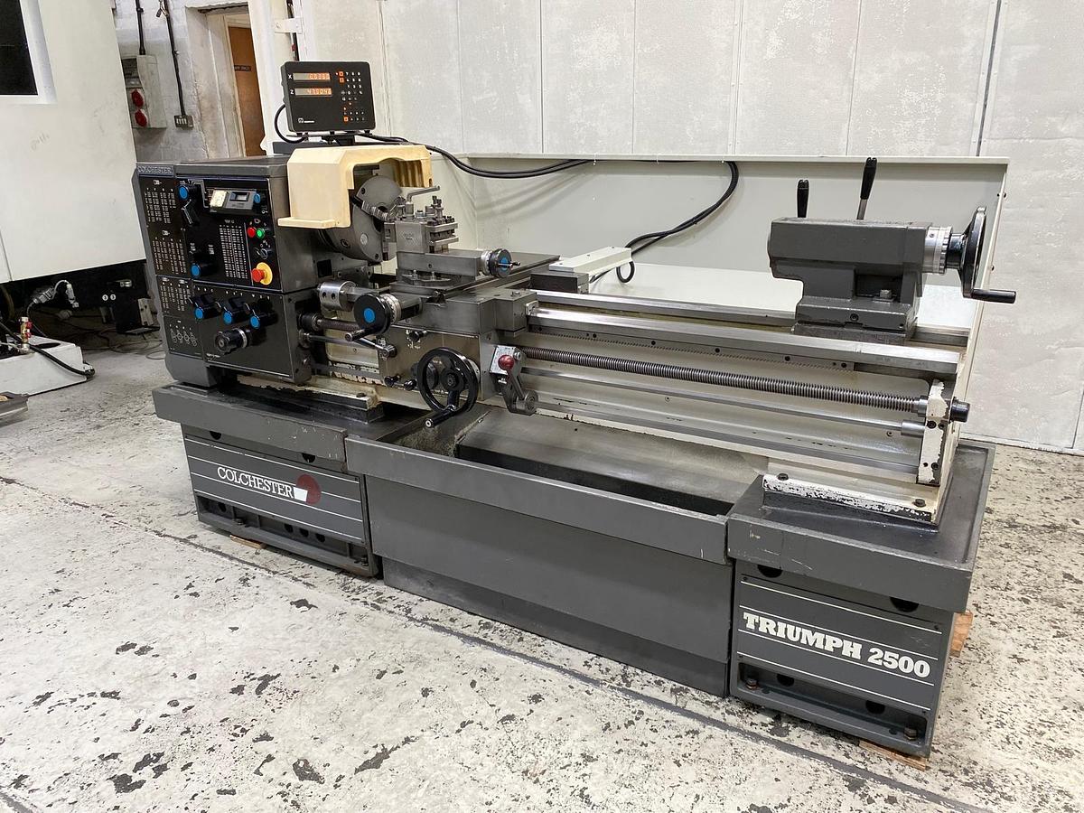 Used COLCHESTER TRIUMPH VS2500 X 1250MM GAP BED CENTRE LATHE