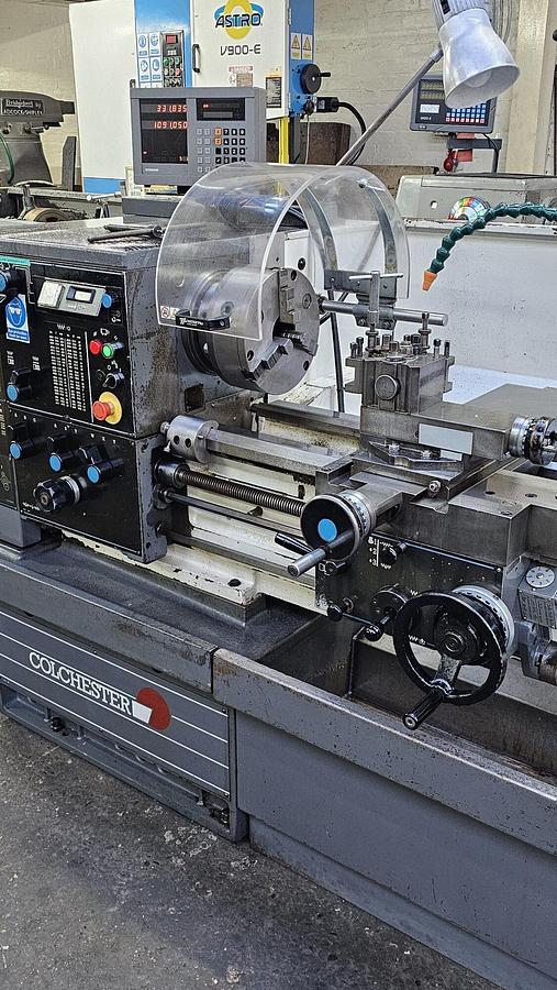Used COLCHESTER TRIUMPH VS2500 X 1250MM GAP BED CENTRE LATHE