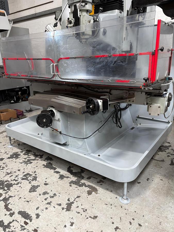 Used 2010 XYZ SMX 5000 VERTICAL BED TYPE CNC MILLING MACHINE