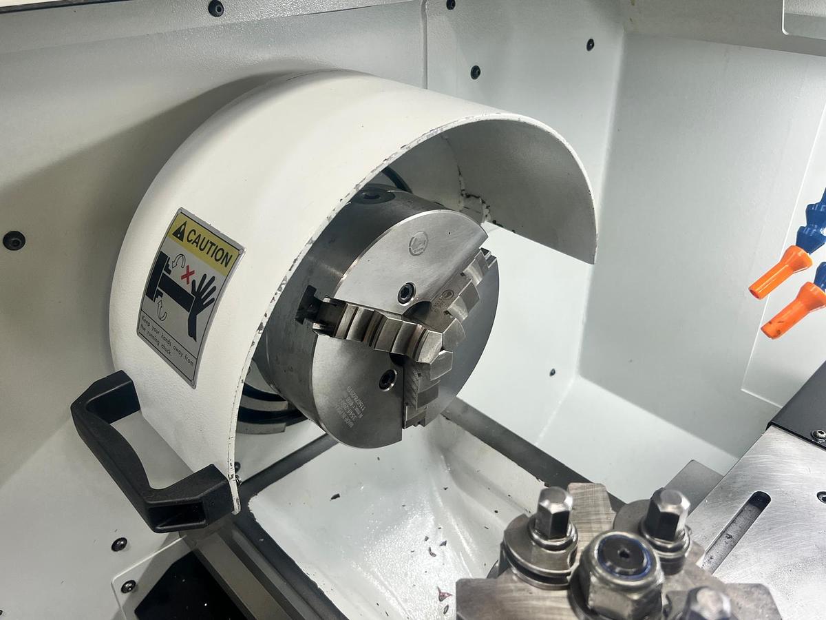 Used XYZ PROTURN RLX 1630 X 760MM CNC/MANUAL TEACH GAP BED CENTRE LATHE