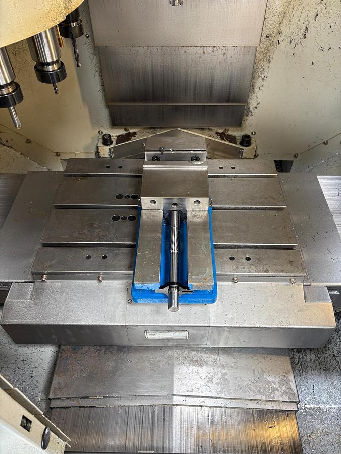 Used 2015 HARDINGE BRIDGEPORT VERTICAL CNC MACHINING CENTRE GX 480