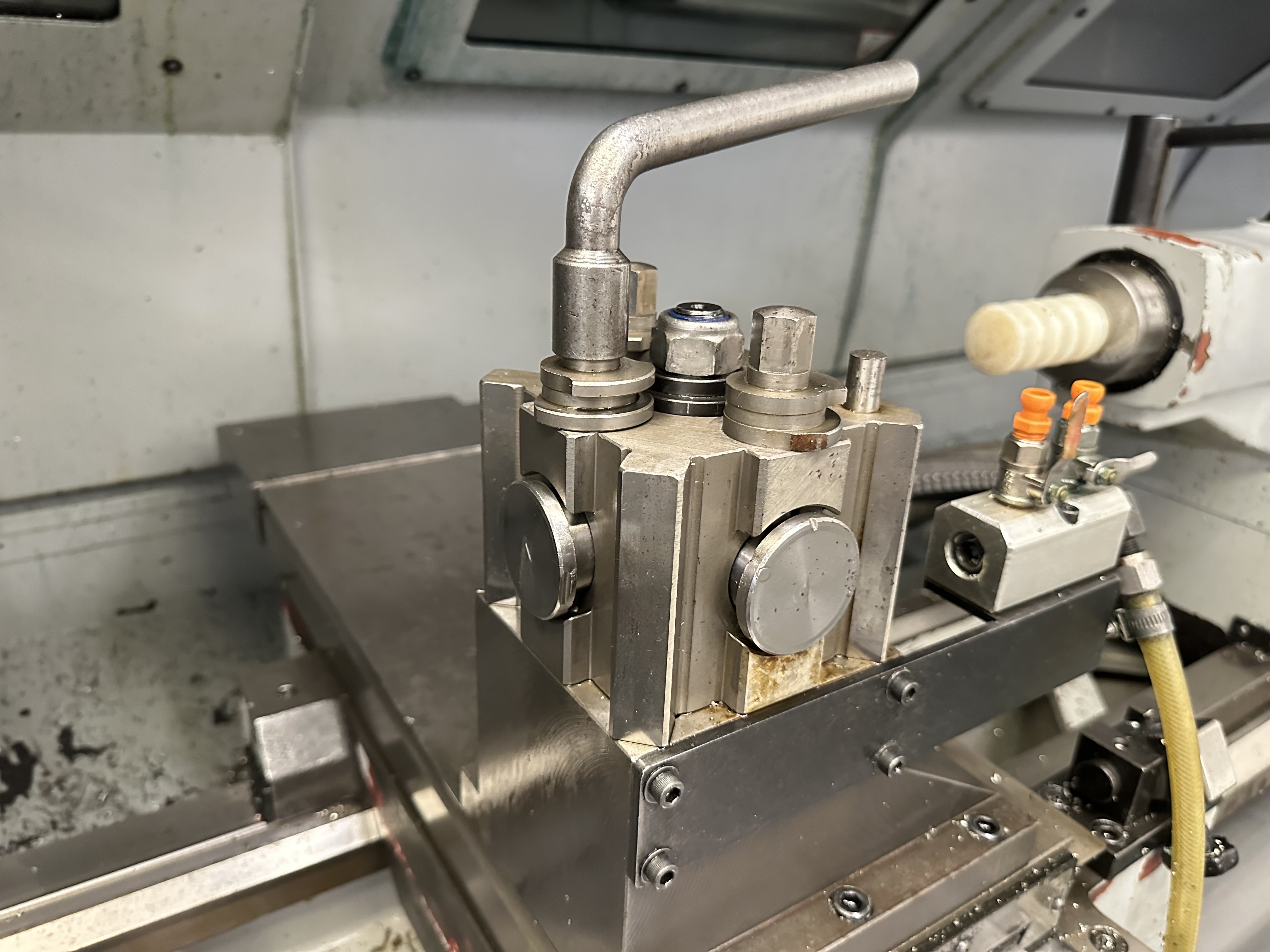 Used 2005 XYZ PROTURN SLX 555 x 2000mm CNC LATHE