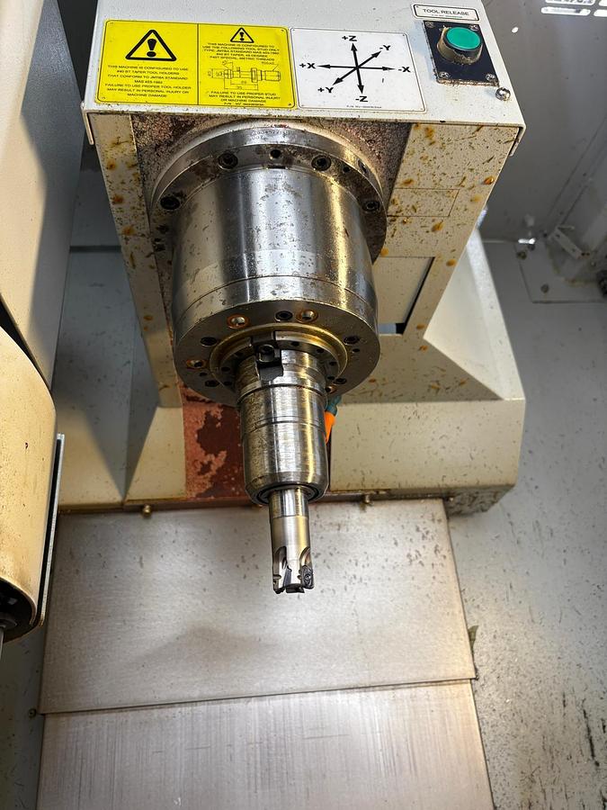 Used 2015 HARDINGE BRIDGEPORT VERTICAL CNC MACHINING CENTRE GX 480
