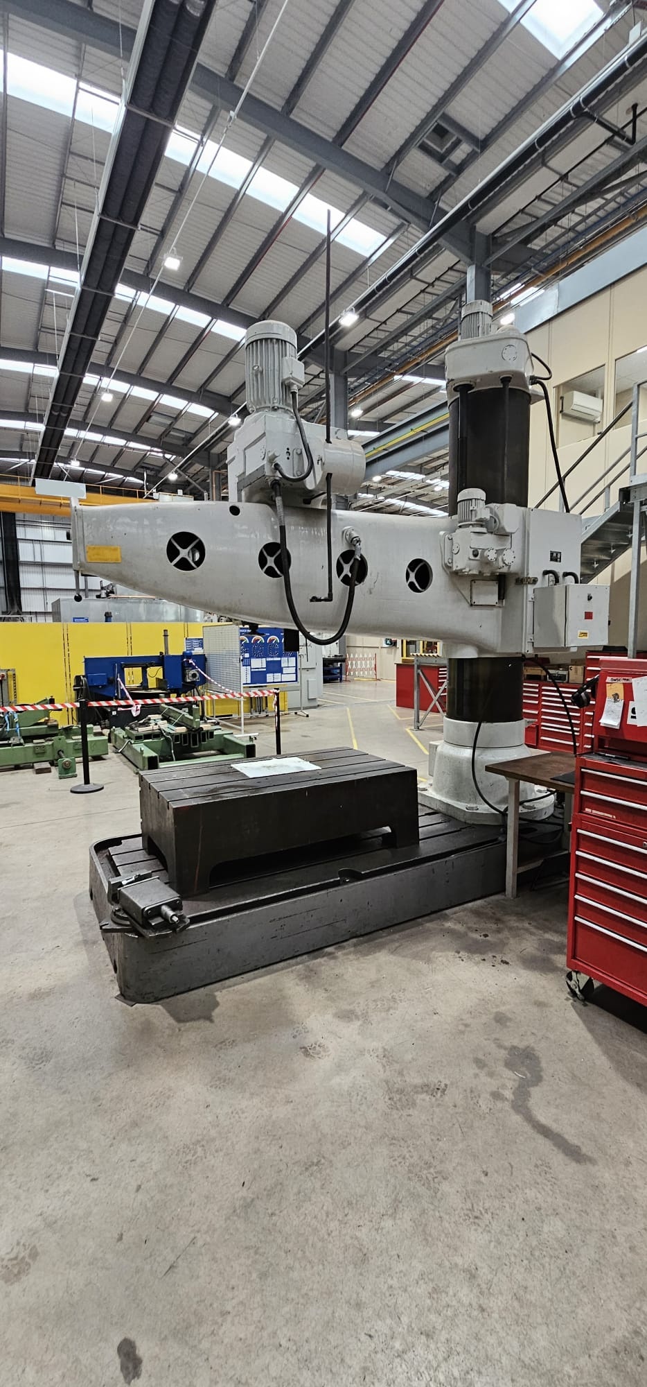 Used CESPEL RFH 100 x 2250 HEAVY DUTY RADIAL ARM DRILLING MACHINE