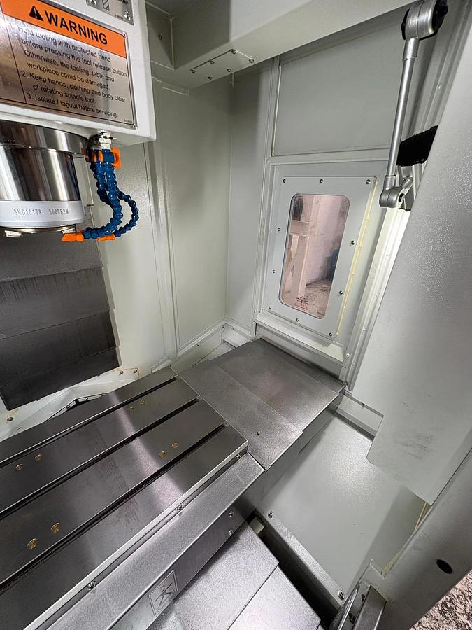Used 2018 XYZ 500 LR VERTICAL CNC MACHINING CENTRE