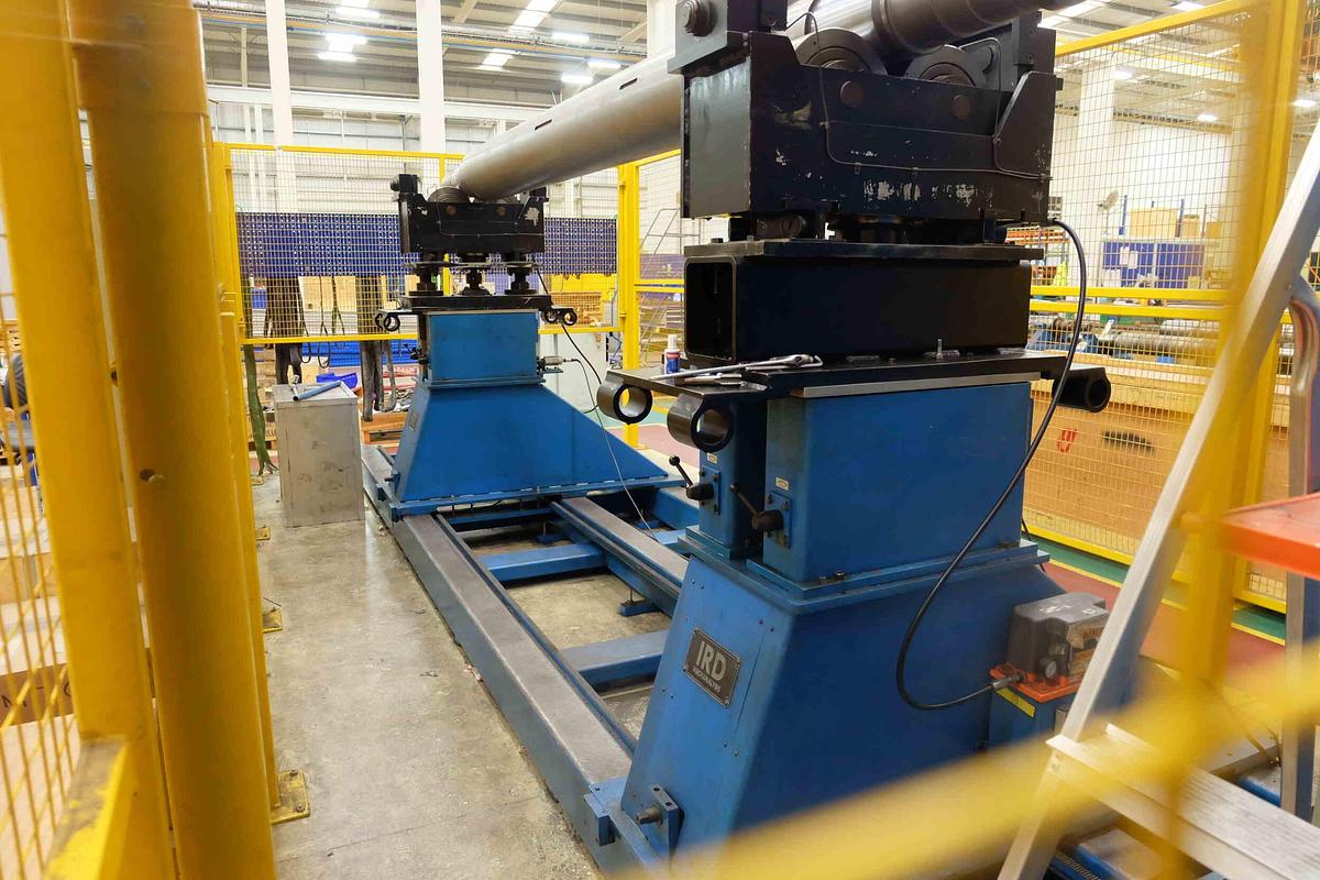 Used IRD B750RR SERIES SOFT BEARING HORIZONTAL DYNAMIC BALANCING MACHINE