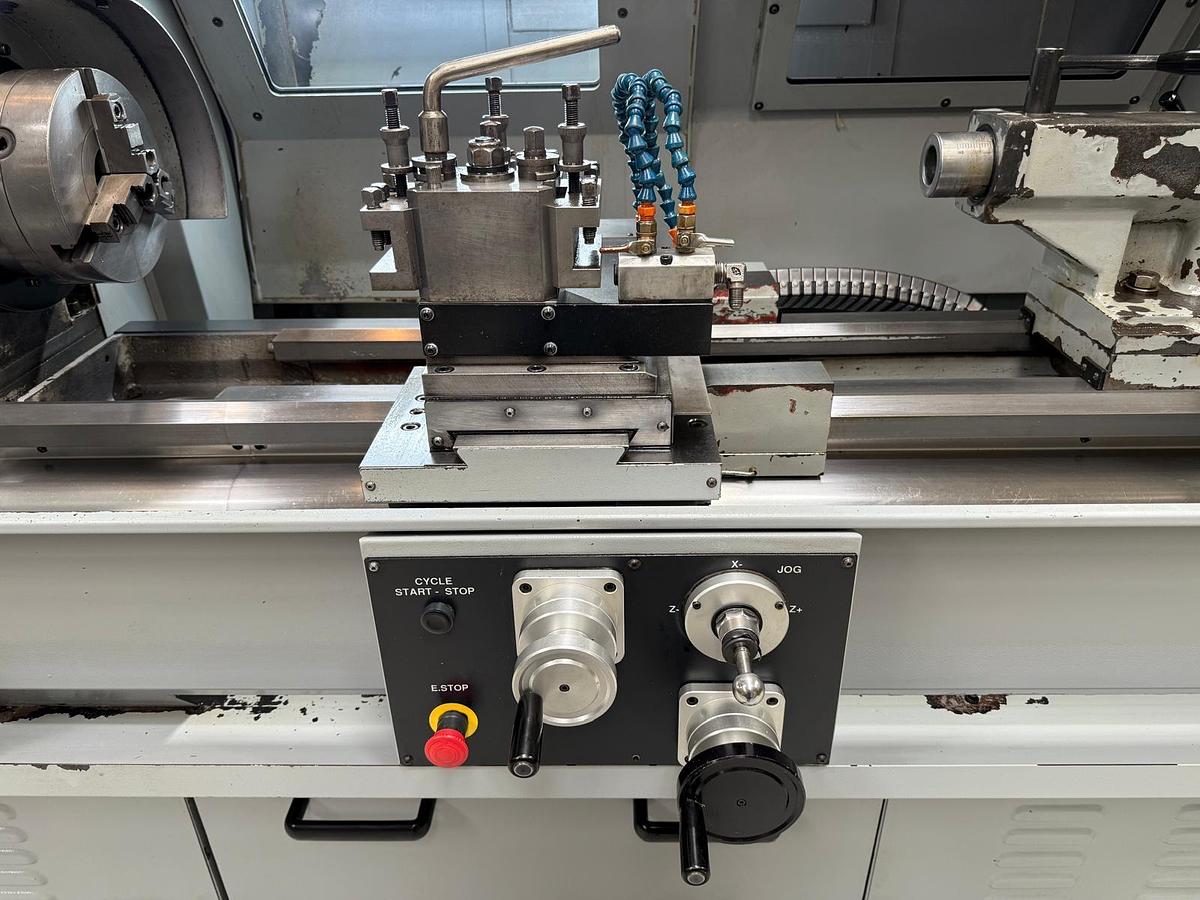 Used XYZ PROTURN SLX 425 X 1250MM CNC/MANUAL TEACH GAP BED CENTRE LATHE