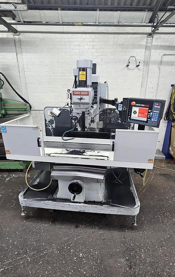Used XYZ SMX 5000 VERTICAL BED TYPE CNC MILLING MACHINE