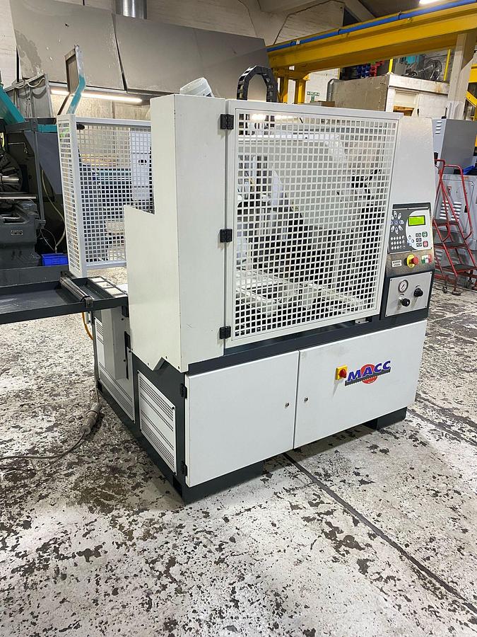 Used 2020 MACC SPECIAL 391 AV AUTOMATIC CNC HORIZONTAL BANDSAW MACHINE