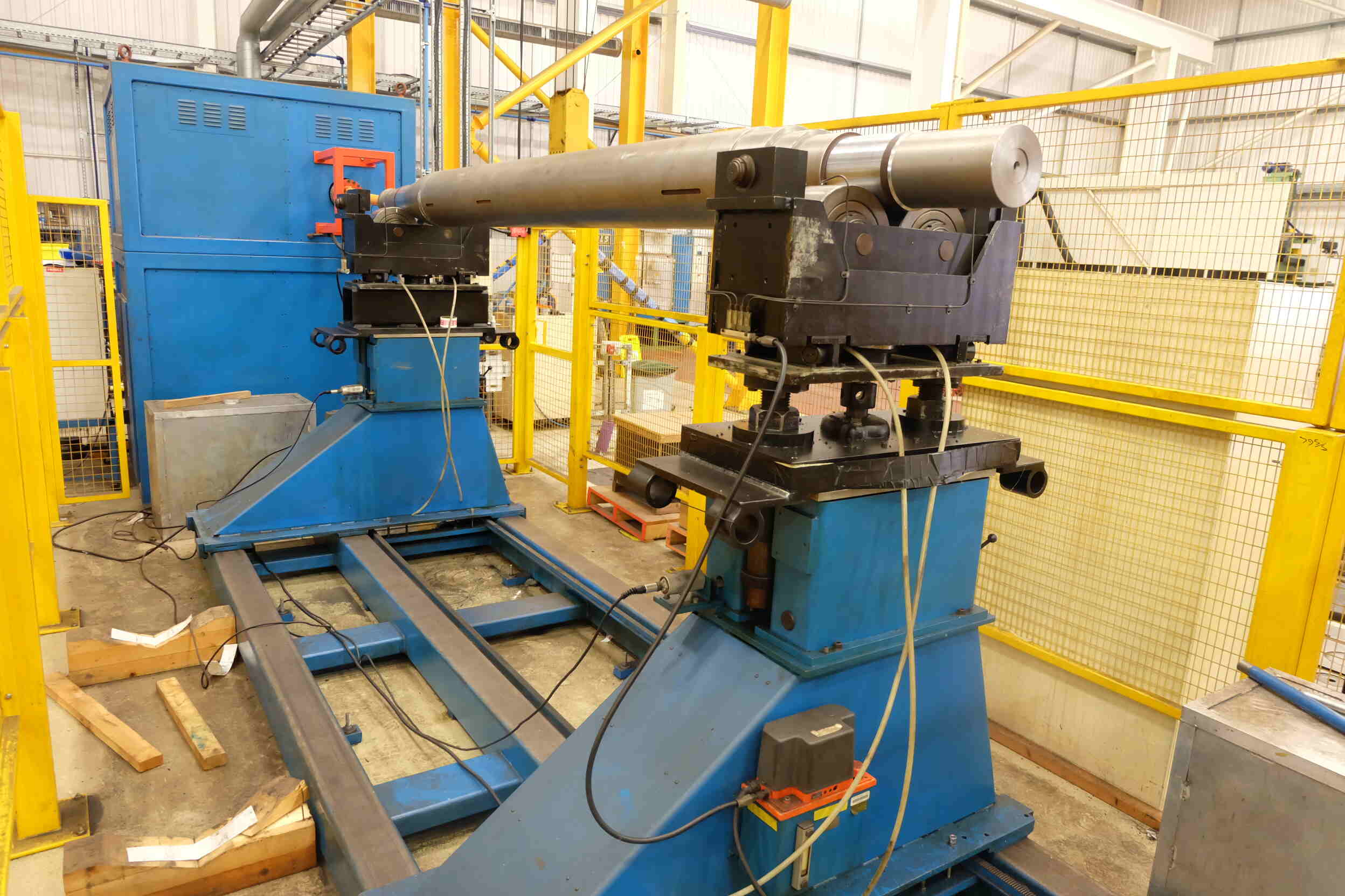 Used IRD B750RR SERIES SOFT BEARING HORIZONTAL DYNAMIC BALANCING MACHINE