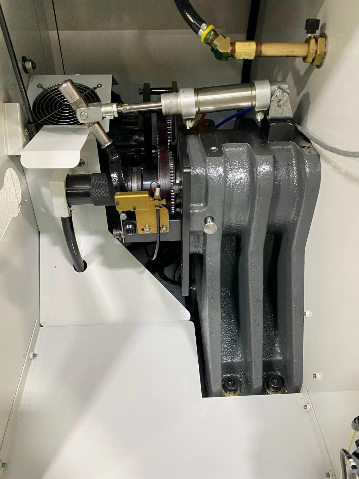 Used 2021 HAAS CL-1 2 AXIS CNC CHUCKING LATHE WITH BARFEED