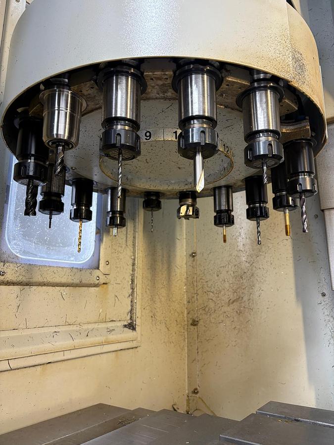Used 2015 HARDINGE BRIDGEPORT VERTICAL CNC MACHINING CENTRE GX 480
