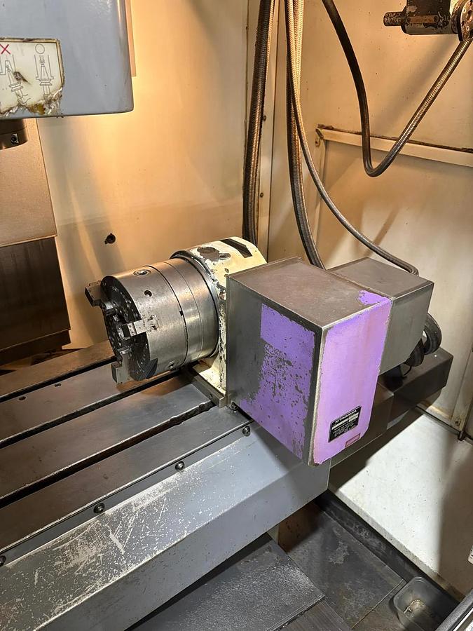 Used MAZAK VCN 410A VERTICAL MACHINING CENTRE