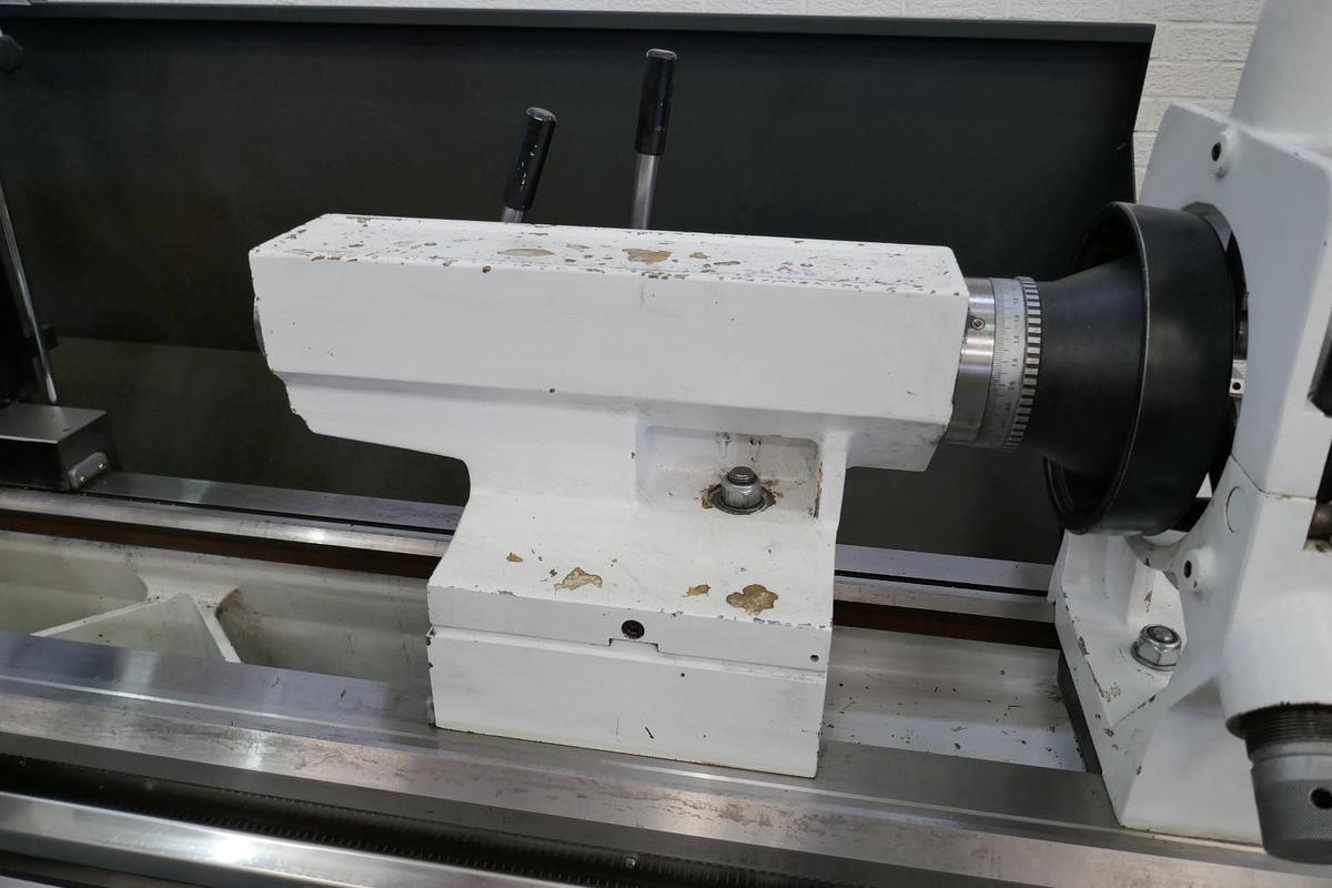 Used 2024 COLCHESTER VS1800 x 1500mm VARIABLE SPEED GAP BED CENTRE LATHE
