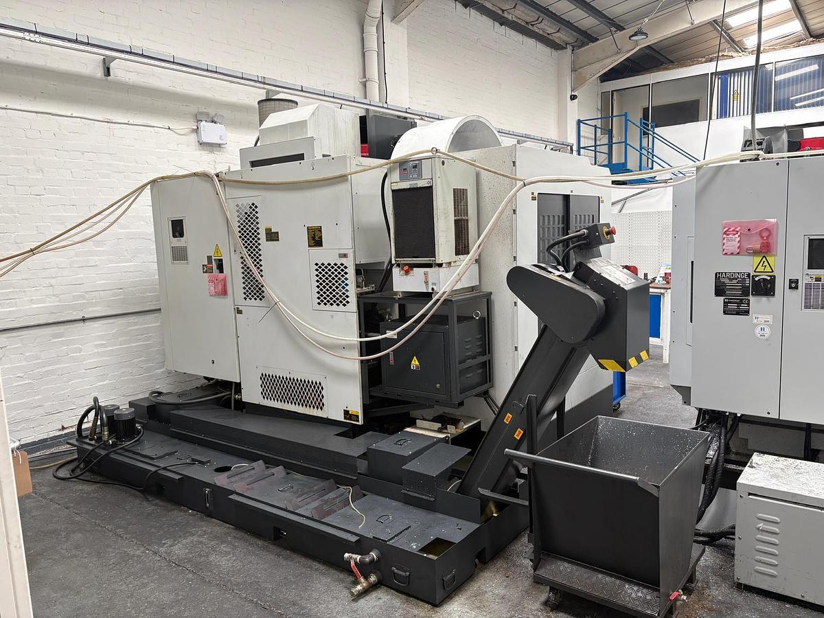 Used 2012 FEELER VERTICAL CNC MACHINING CENTRE VMP-1100
