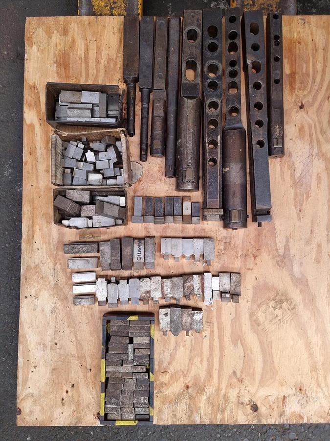 Used COOPER CH 25 250MM PRECISION TOOLROOM SLOTTING MACHINE