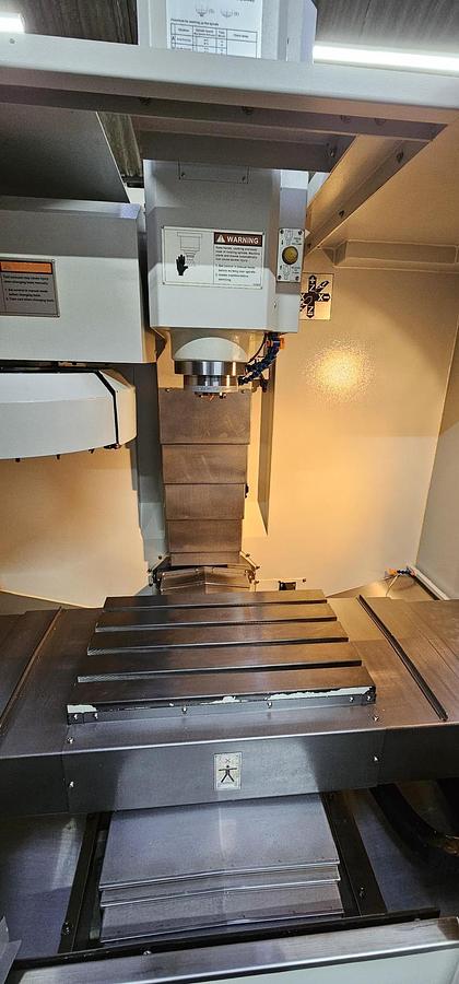 Used 2015 XYZ MINI MILL 560 VERTICAL CNC MACHINING CENRE