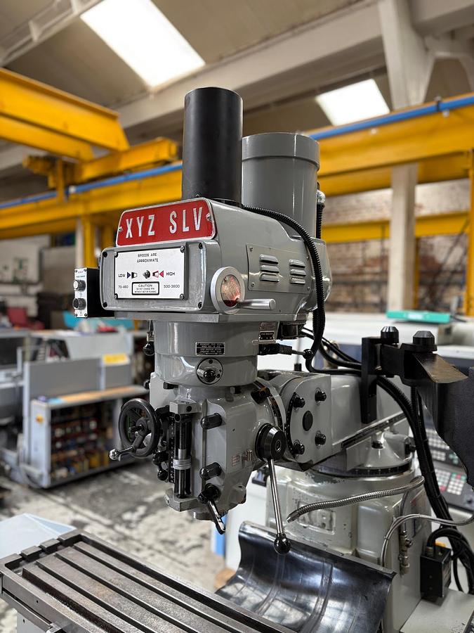 Used XYZ SLV HEAVY DUTY TURRET MILLING MACHINE