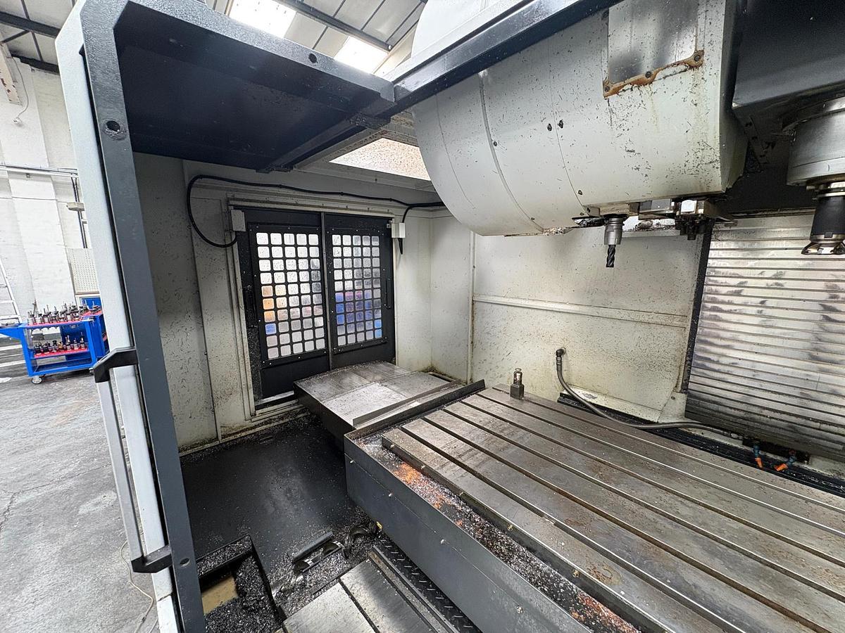 Used 2013 FEELER LARGE CAPACITY VERTICAL CNC MACHINING CENTRE VB-1650A