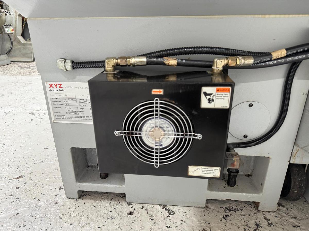 Used XYZ PROTURN SLX 425 X 1250MM CNC/MANUAL TEACH GAP BED CENTRE LATHE