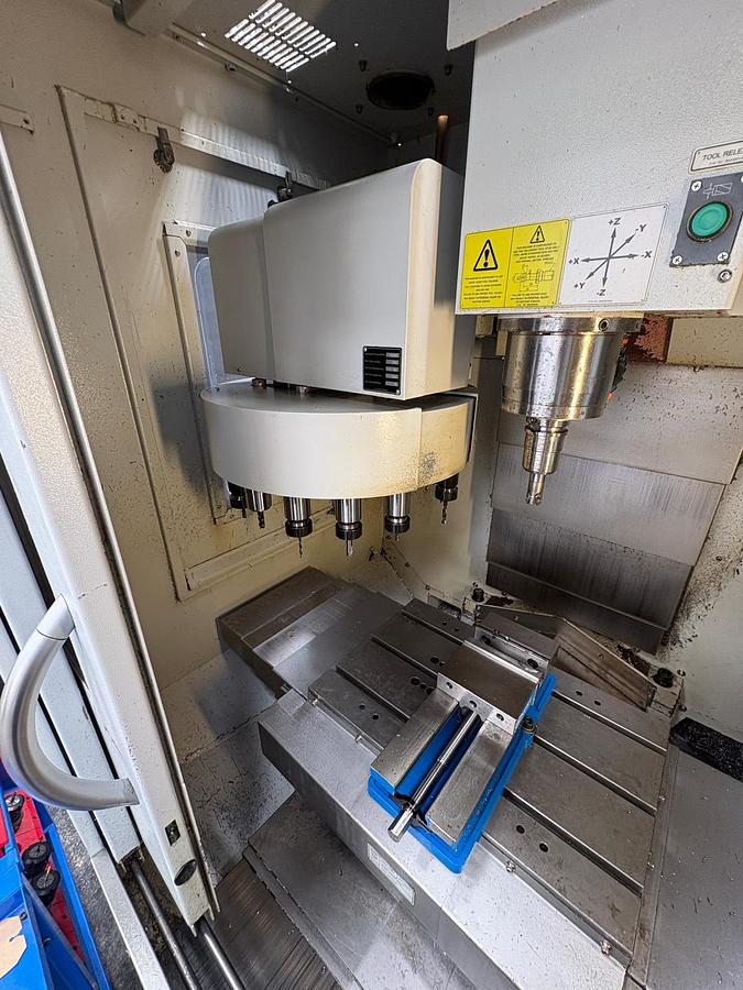 Used 2015 HARDINGE BRIDGEPORT VERTICAL CNC MACHINING CENTRE GX 480
