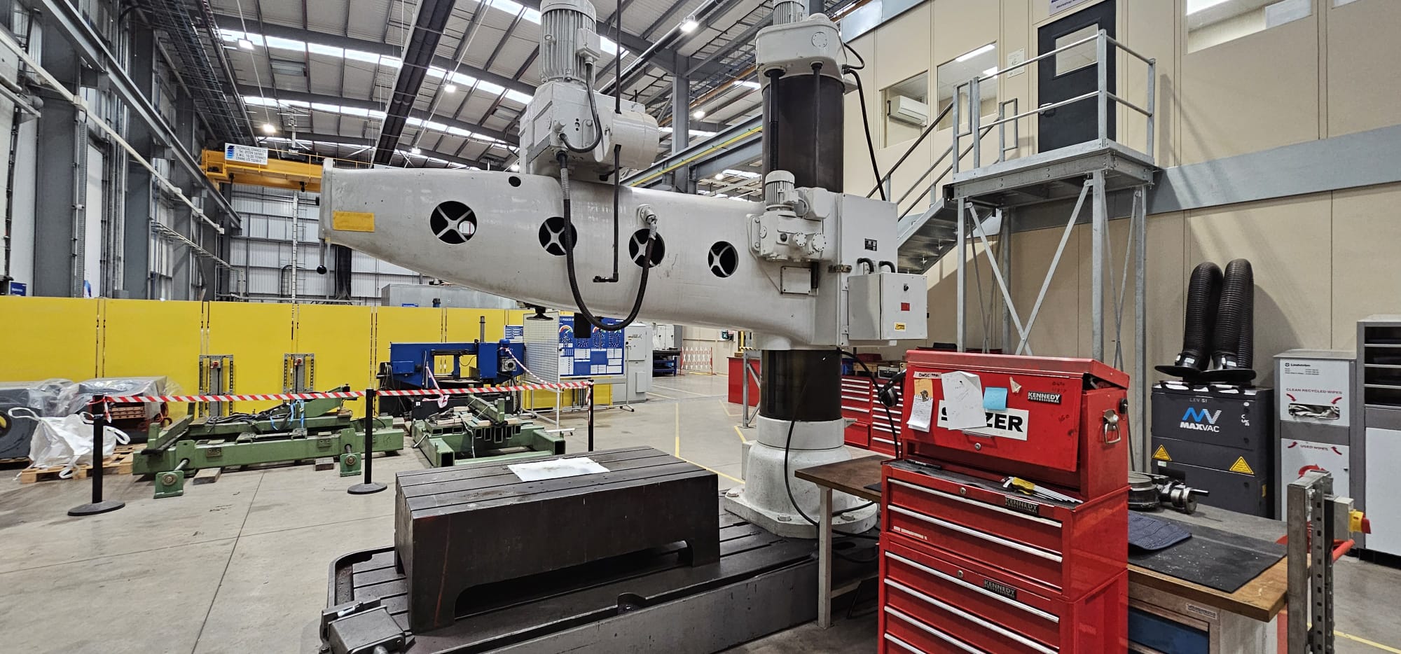 Used CESPEL RFH 100 x 2250 HEAVY DUTY RADIAL ARM DRILLING MACHINE