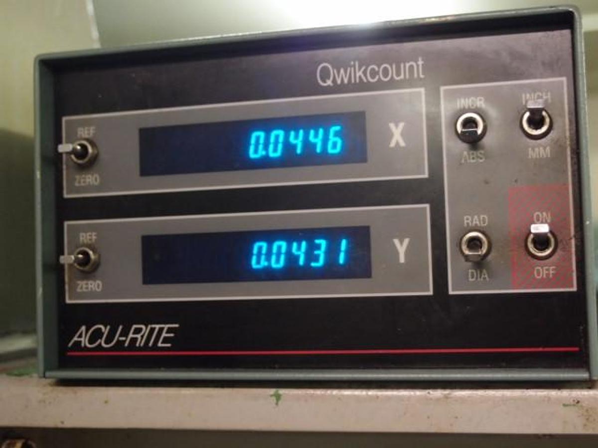 Used HURCO 900M MARK 2 LARGE CAPACITY PRECISION SPARK EROSION MACHINE WITH 50A PULSE GENERATOR