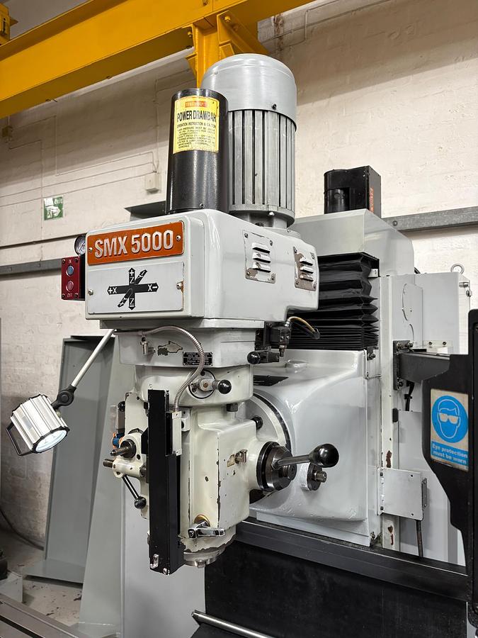 Used 2010 XYZ SMX 5000 VERTICAL BED TYPE CNC MILLING MACHINE