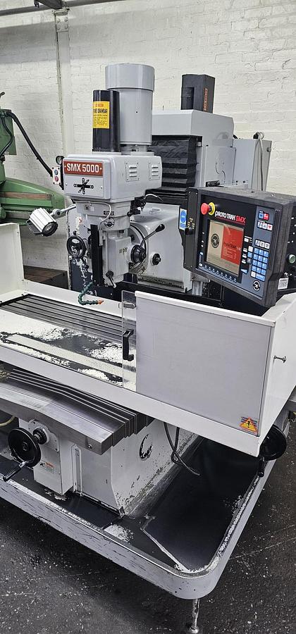 Used XYZ SMX 5000 VERTICAL BED TYPE CNC MILLING MACHINE