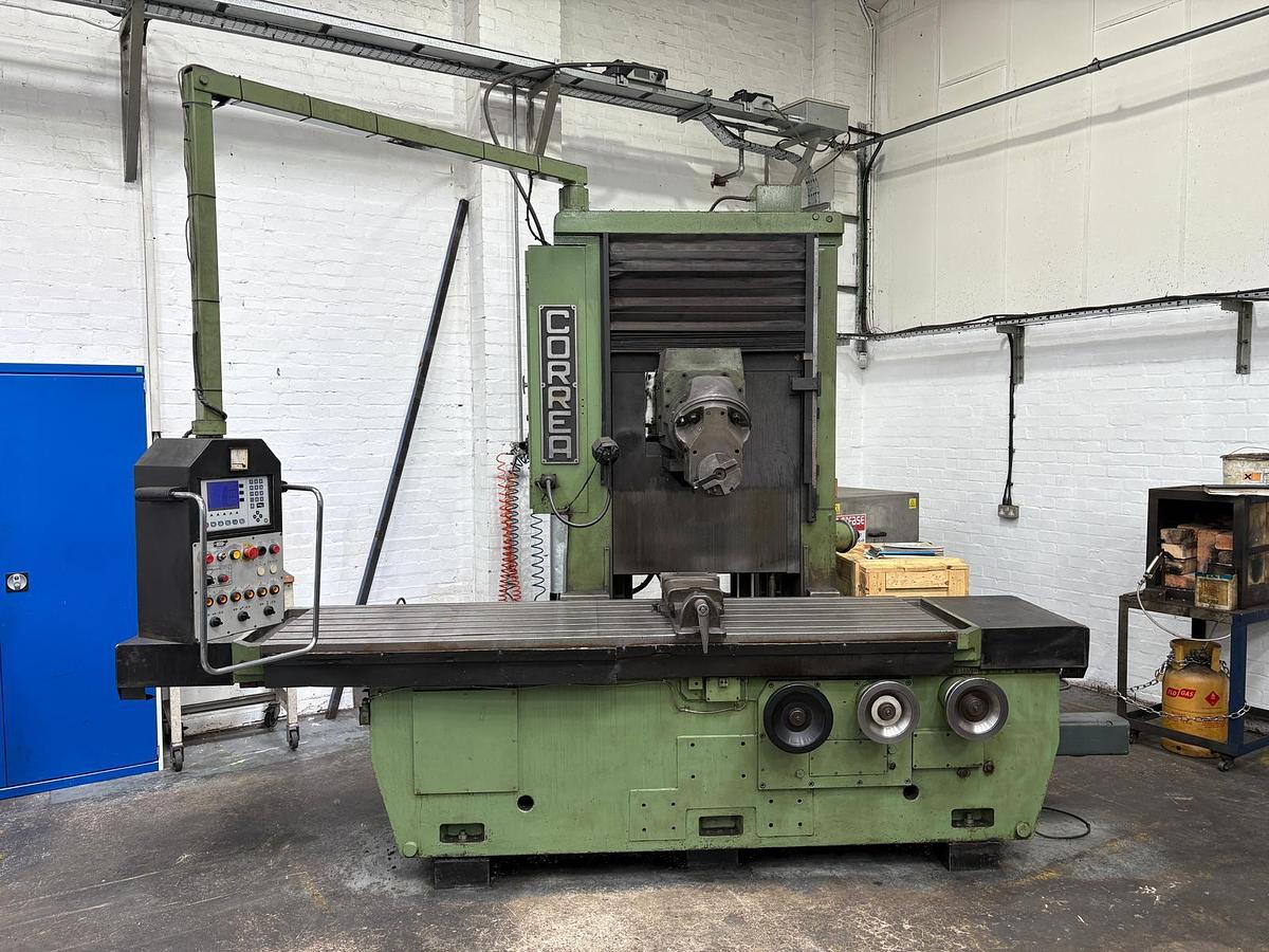 Used CORREA A-20-25 BED TYPE TRAVELLING TABLE UNIVERSAL MILLING MACHINE