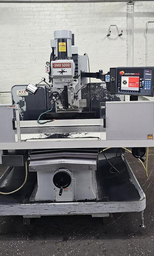 Used XYZ SMX 5000 VERTICAL BED TYPE CNC MILLING MACHINE