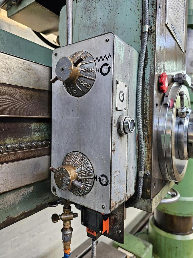 Used ASQUITH 2PT 12-54 POWERTHRUST RADIAL ARM DRILL