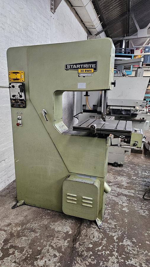 Used STARTRITE 20RWH VERTICAL BANDSAW WITH HYDRAULC TABLE FEED