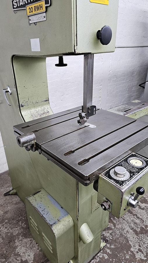 Used STARTRITE 20RWH VERTICAL BANDSAW WITH HYDRAULC TABLE FEED