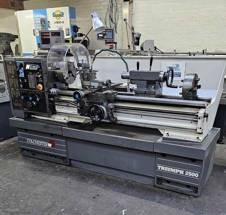 Used COLCHESTER TRIUMPH VS2500 X 1250MM GAP BED CENTRE LATHE