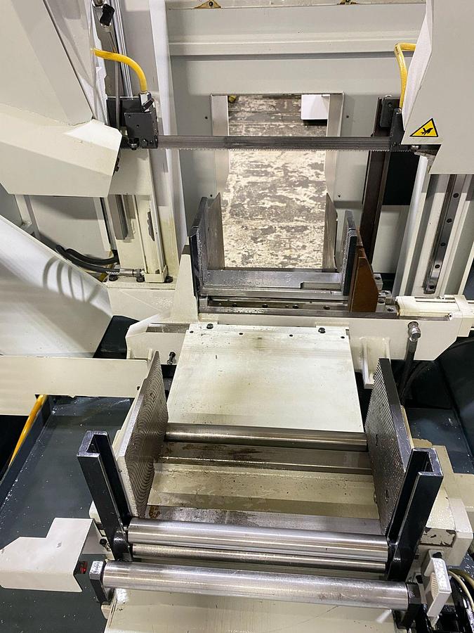 Used 2020 MACC SPECIAL 391 AV AUTOMATIC CNC HORIZONTAL BANDSAW MACHINE