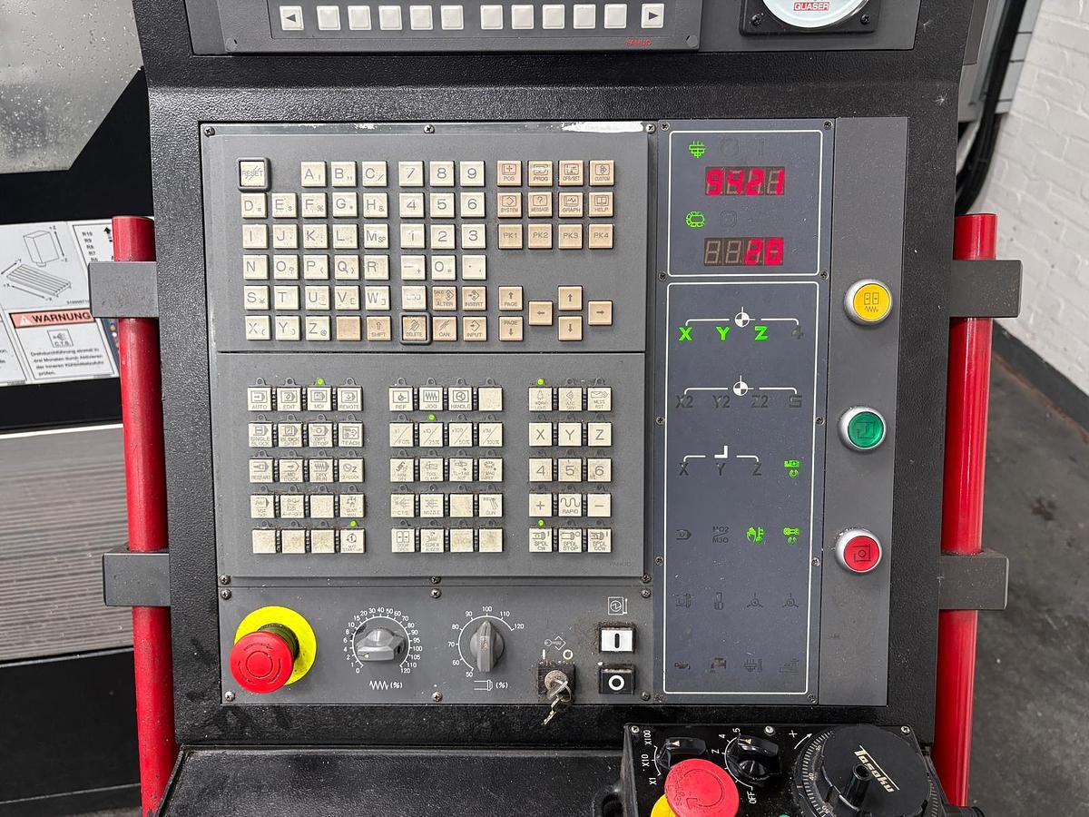 Used 2016 QUASER VERTICAL CNC MACHINING CENTRE MV204P