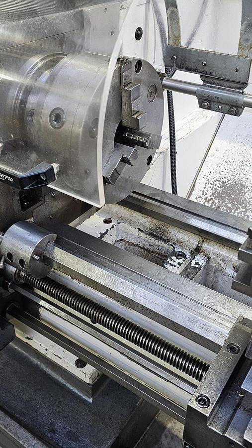 Used COLCHESTER TRIUMPH VS2500 X 1250MM GAP BED CENTRE LATHE