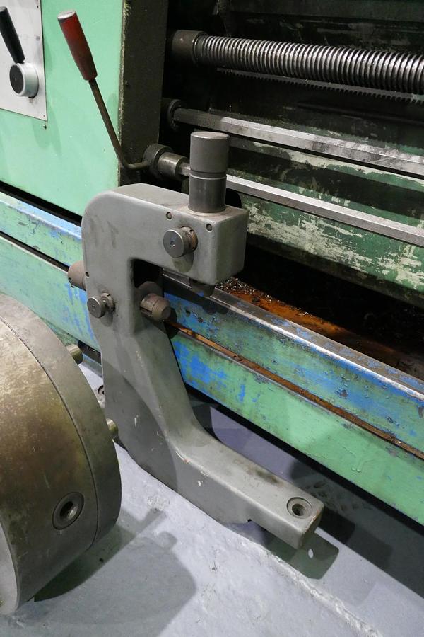 Used 2007 TRENS SN710S GAP BED UNIVERSAL CENTRE LATHE